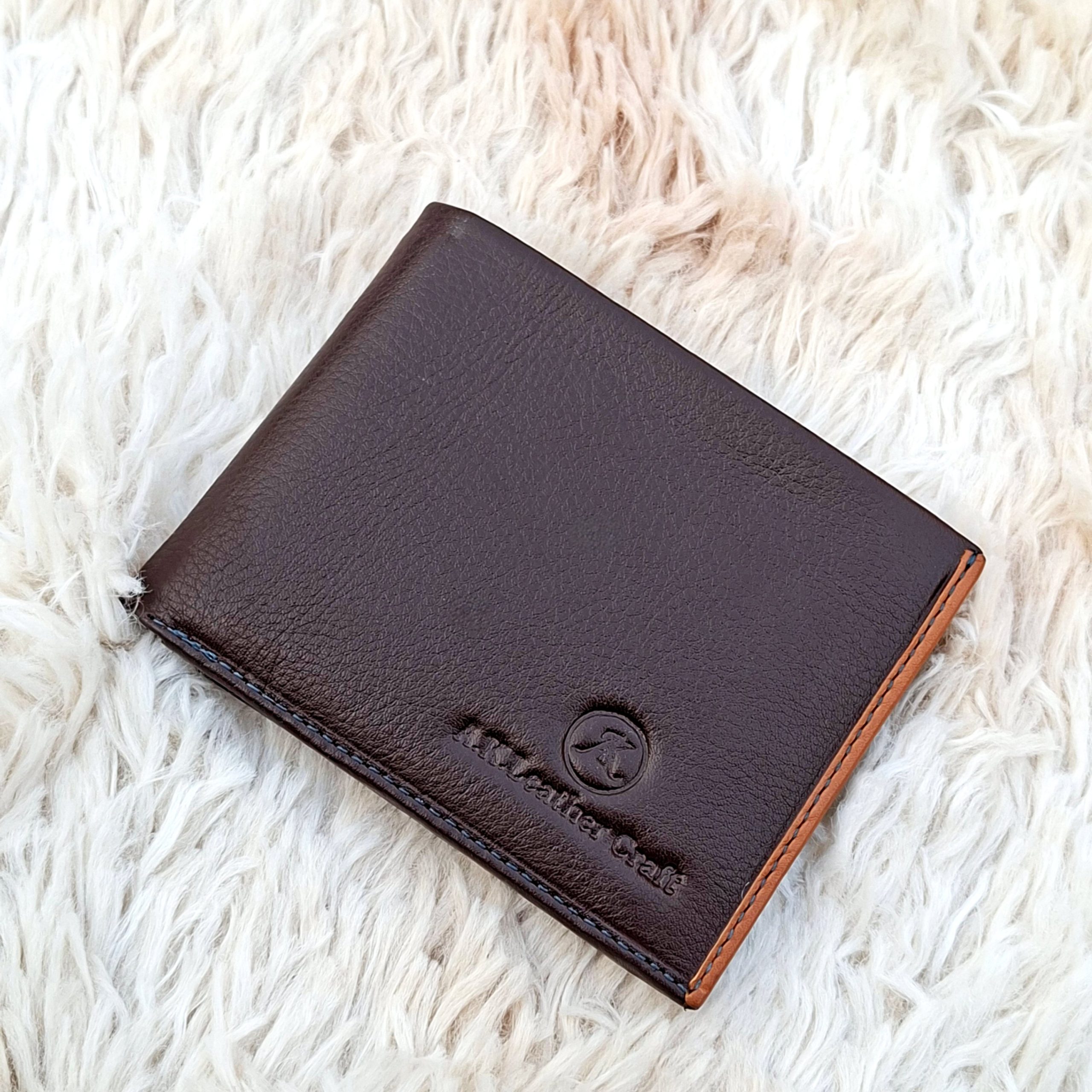 Minimalistic Bifold Wallet (AK1C)