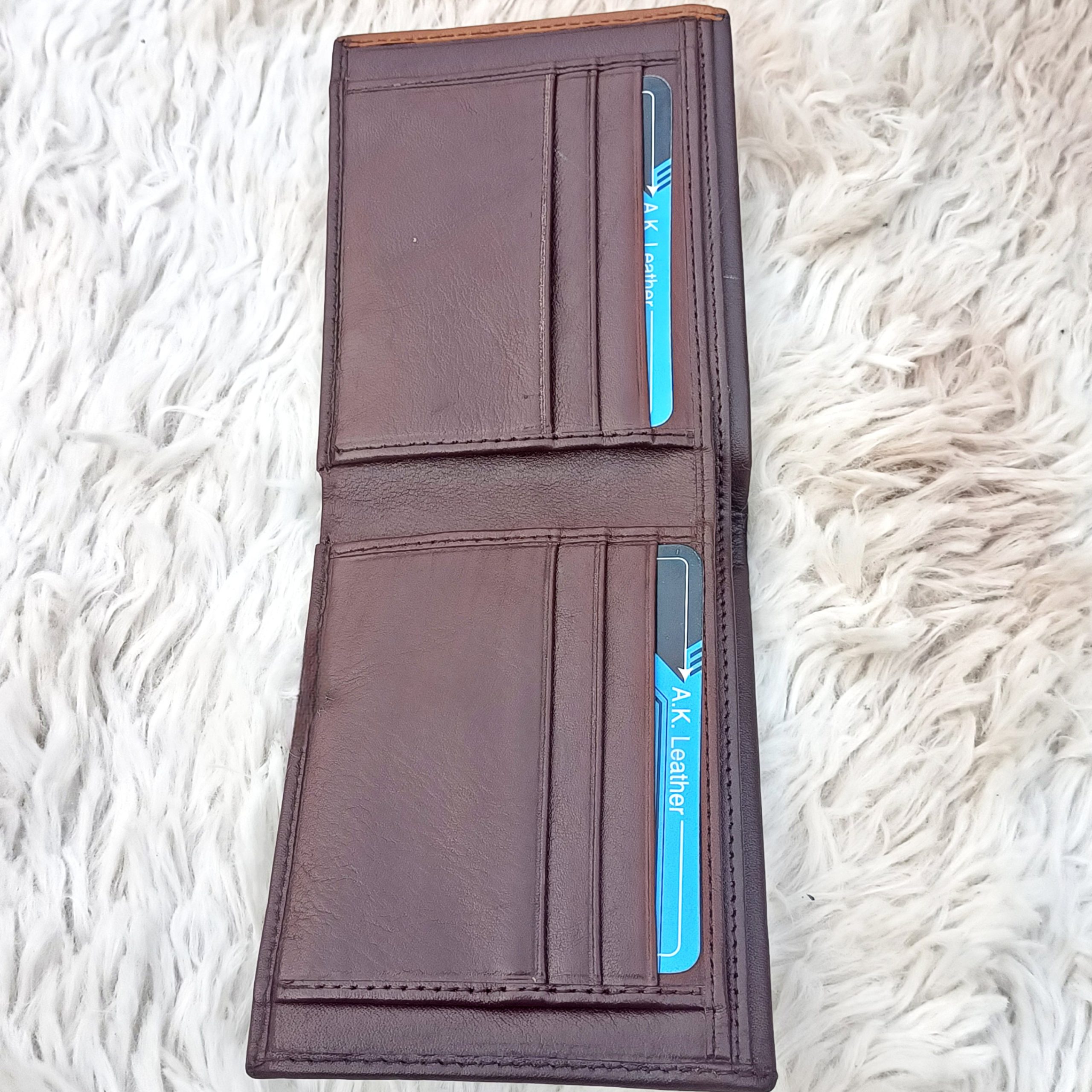 Minimalistic Bifold Wallet (AK1C) - Image 2